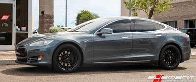 20x9 5x120 35mm 245/40/20 | 2013 Tesla Model S 20x9 5x120 35mm 245/40/20 | 2013 Tesla Model S
