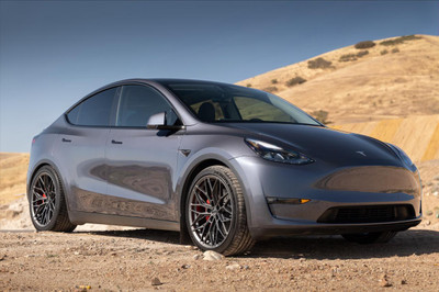  21x9.5 5x114.3 33mm 275/35/21 | 21x10.5 5x114.3 40mm 295/35/21 | 2023 Tesla Model Y Performance 