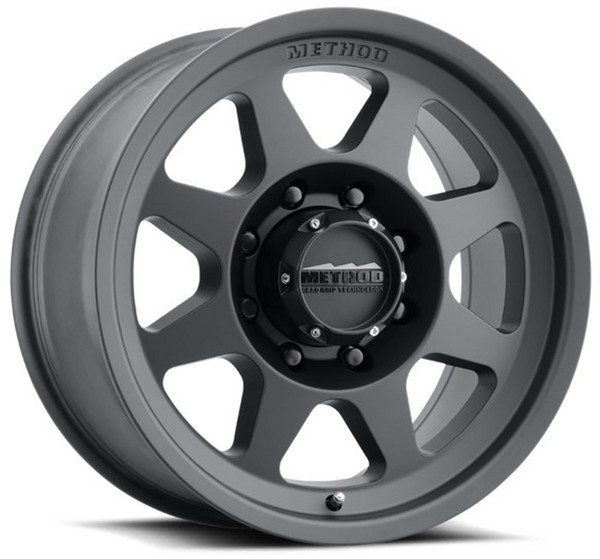 18x9 Method Race MR701 HD Matte Black (Bead Grip) 8x6.5/165 18mm