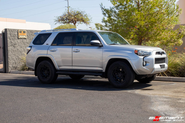 17x8.5 6x139.7 10mm 265/70/17 | 2016 Toyota 4Runner