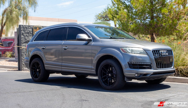 20x10.5 5x112 44mm 275/45/20 |  2011 Audi Q7