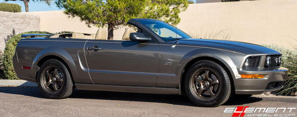  17x8 5x114.3 40mm 235/55/17 | 2005 Ford Mustang GT 