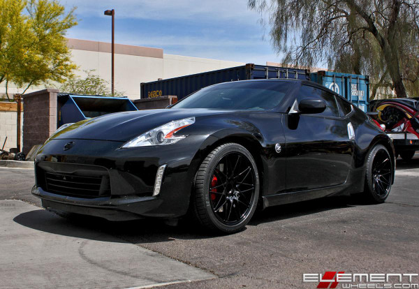  19x8.5 5x114.3 25mm 245/30/19 | 19x10 5x114.3 20mm 275/35/19 | 2014 Nissan 370z 