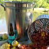 BAYOU CLASSIC STAINLESS STOCKPOT WITH LID AND BASKET