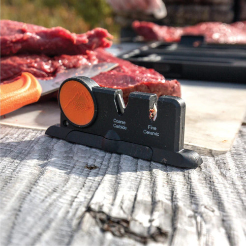 OUTDOOR EDGE EDGE-X 2-STAGE KNIFE SHARPENER