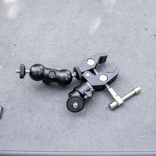 WISE EYES TECHNOLOGIES CLAMP MOUNT KIT