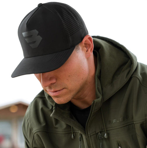 BURLEBO PERFORMANCE CAP FLYING B LOGO BLACK