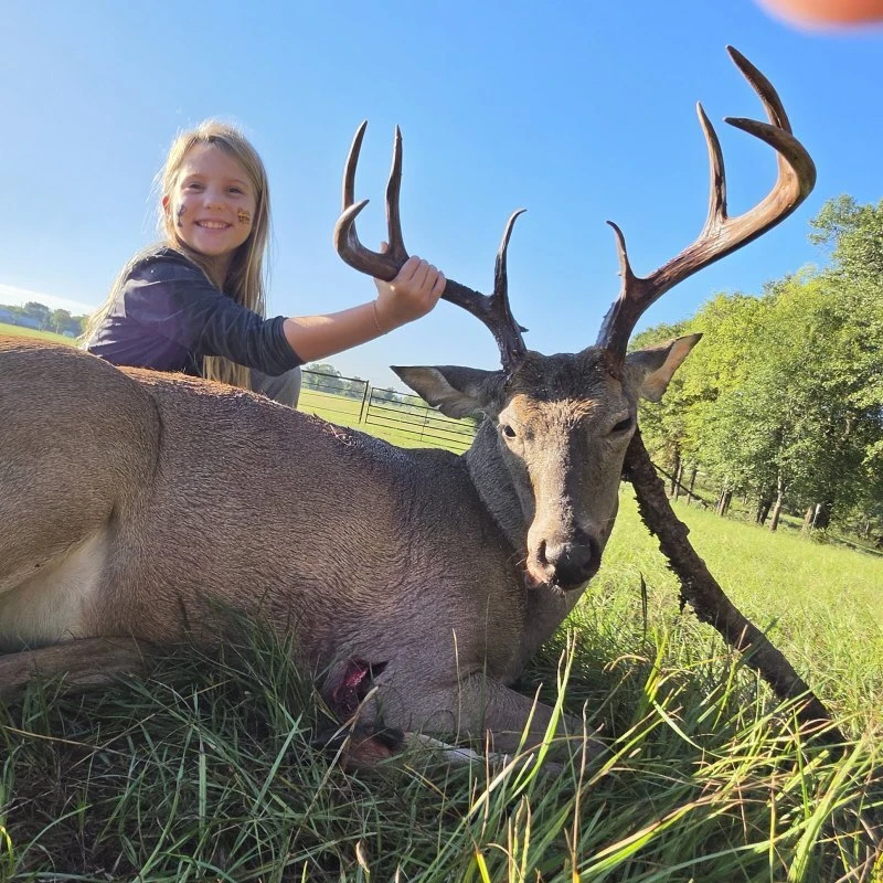 Keeley Preston – Caza Youth Hunter