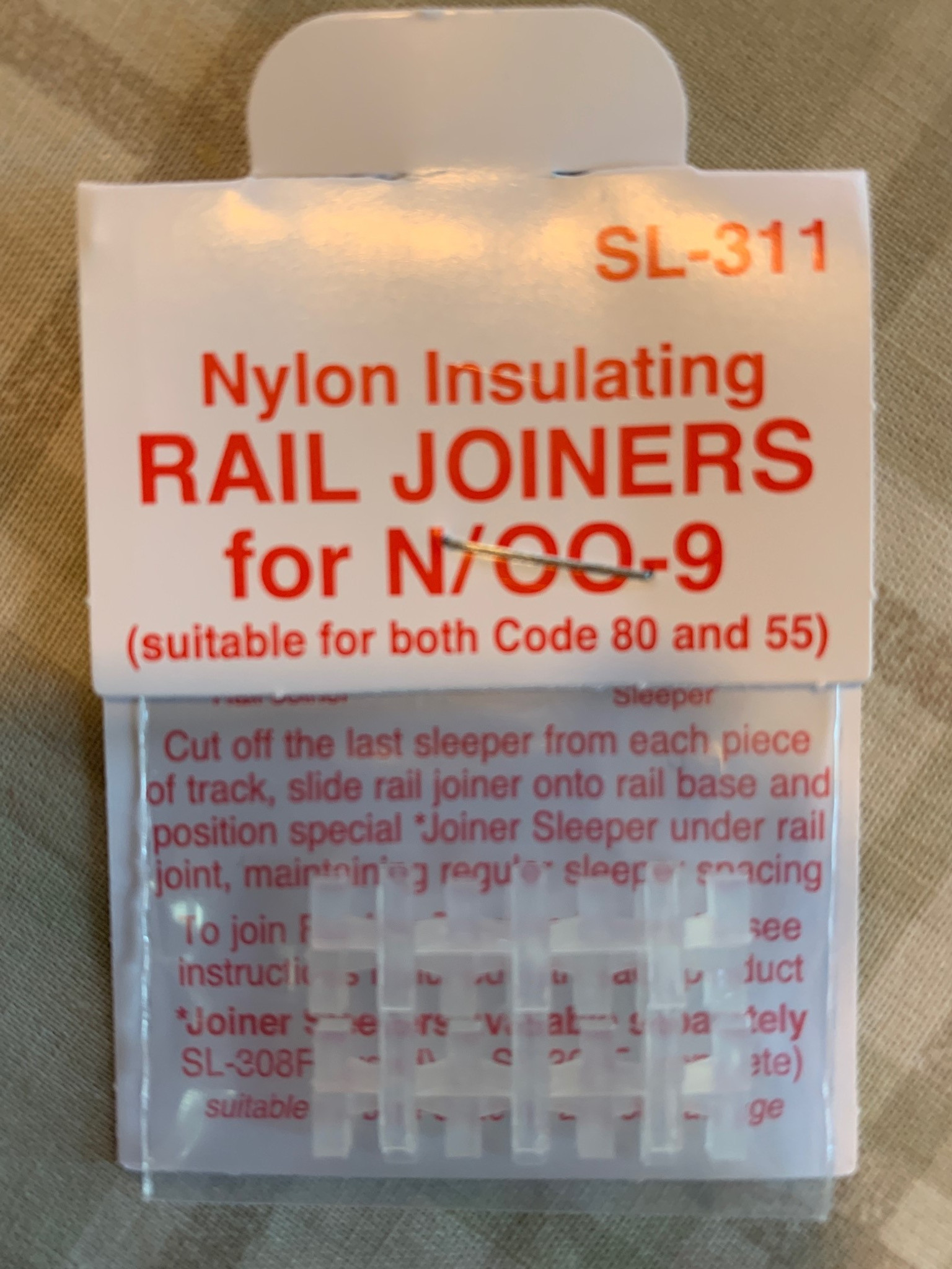 Peco SL-311 Rail Joiners pack 12 Code 80 & 55  N Gauge insulated / plastic 