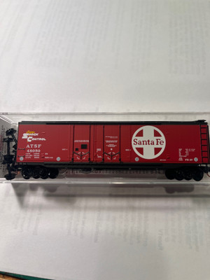 MICRO-TRAINS 036 00 070 N ATCHISON TOPEKA & SANTA FE  50' STANDARD BOX CAR DOUBLE PLUG DOORS  * NEW OLD STOCK # RD#48050