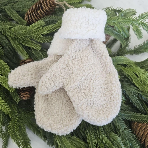 Wool Mittens Decor
