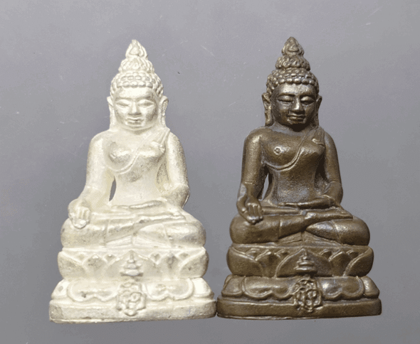 Phra Kring Phra Pairipinat amulet, in Nawa metal and silver, from Wat Bowonniwet Worawihan, 2535 BE (1992 AD), with box.