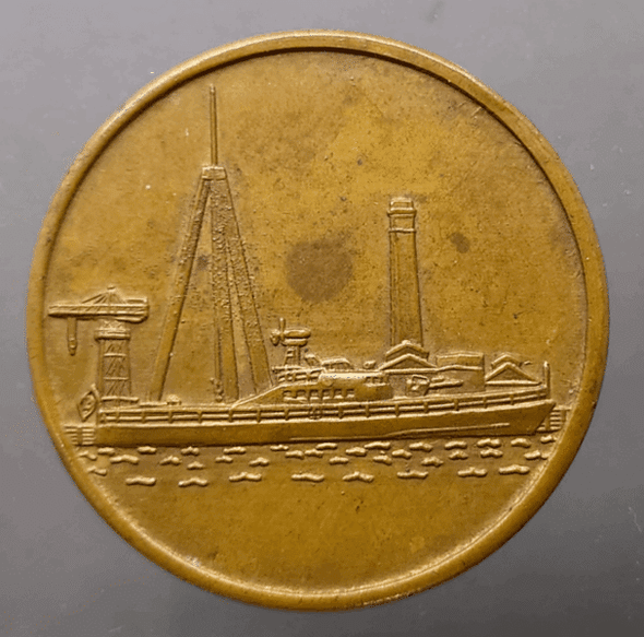 A commemorative bronze coin of King Rama V's opening ceremony of the Royal Dockyard on January 9, 1890. Size: 4 cm.