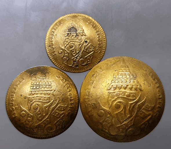 Complete set of ancient gambling den cup coins (Solas At Siao) copper with the seal of J.P.R.-Chochaipruk