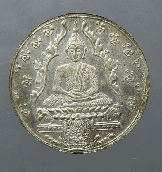 Emerald Buddha amulet, alpaca material, Hung Tian Seng block, 150th anniversary of Bangkok, Wat Phra Sri, first edition, King Rama VII, created in 1932, beautiful condition, guaranteed authentic.