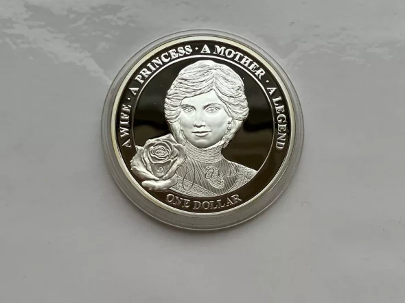 2011 - NIUE ISLAND, 1 DOLLAR LADY DIANA