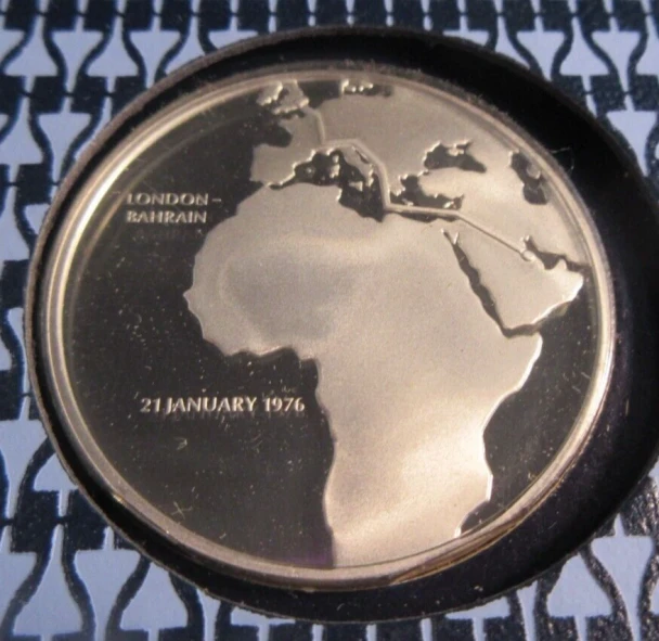 1976 DAY OF THE CONCORDE SILVER PROOF MEDAL JOHN PINCHES BOOKLET & LETTER