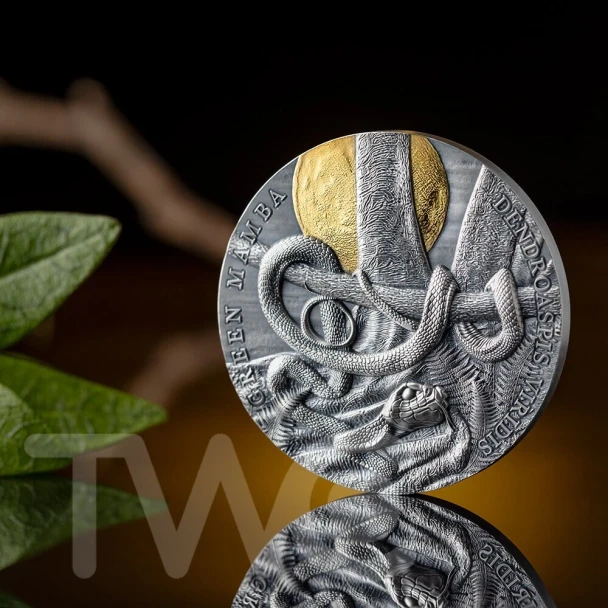 Green Mamba Wildlife in the Moonlight 2 oz Silver Coin 5$ Niue 2022