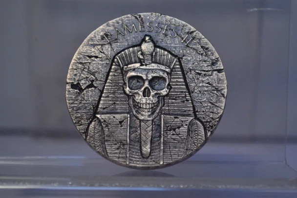 2017 EGYPTIAN RELIC SERIES RAMESSES II AFTERLIFE 2 OZT .999 SILVER ROUND