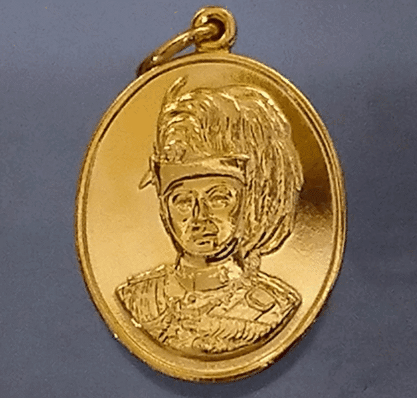 Gold-plated coin, King Rama VI, commemorating the 80th anniversary of the founding of the Thai Scouts, 1991