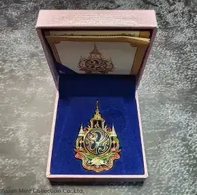 2011 - Brooch, Commemorative Pin, Emblem of King Rama IX, 7th Cycle Anniversary physical Pins & Badges 