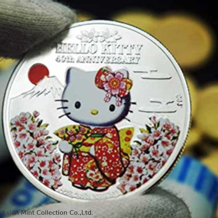 2014 - Hello Kitty standing 40th anniversary Silver coin Cook Island physical Themes & Pop Culture No Show Mint
