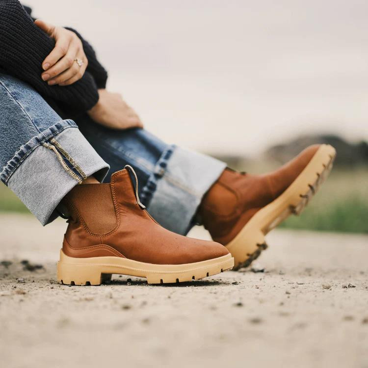 Olukai Women's Hehi Waterproof Chelsea Boots - Fox / Hunter