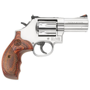 Smith & Wesson 686 Plus Deluxe 357 Magnum - 3" Barrel - Stainless / Wood - 7 Round - 022188141573