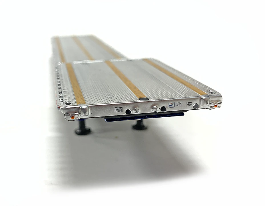 East Drop Deck - Aluminum/Black with Boom Section - alternate view 8
