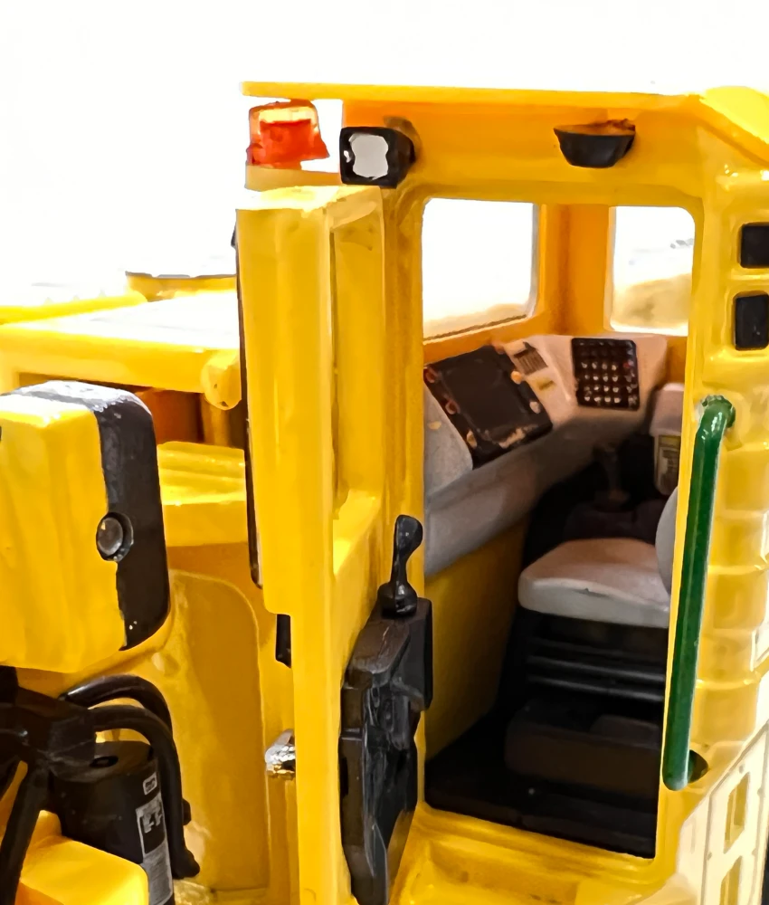Komatsu WX22H Hybrid Loader - alternate view 6