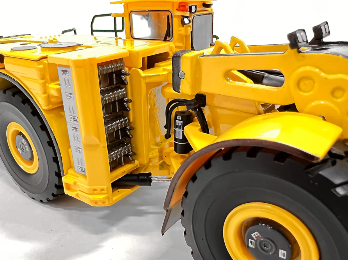 Komatsu WX22H Hybrid Loader - alternate view 12