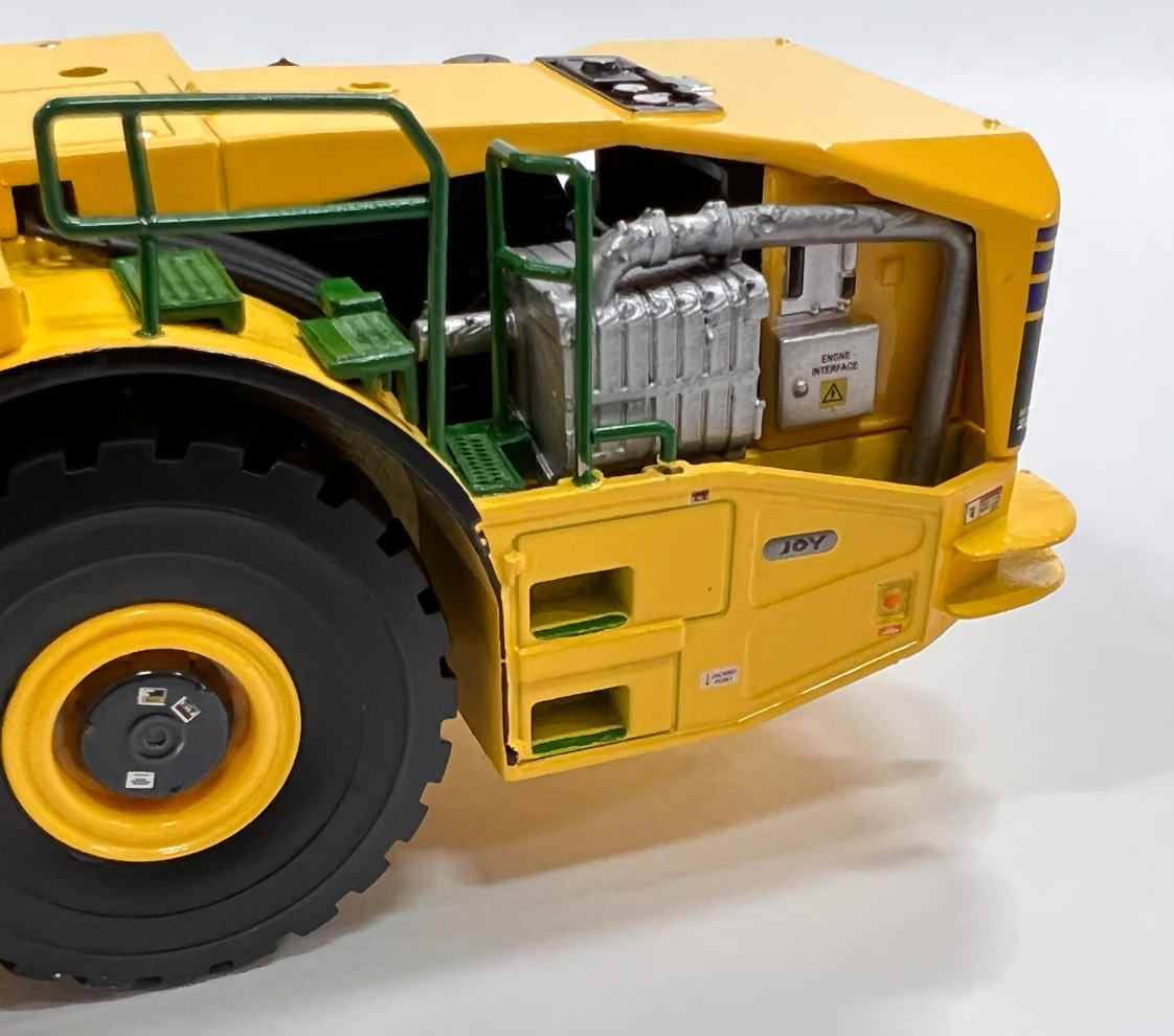 Komatsu WX22H Hybrid Loader - alternate view 13