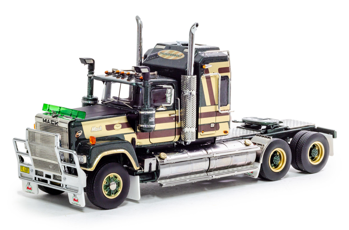 Mack Bicentennial Superliner \
