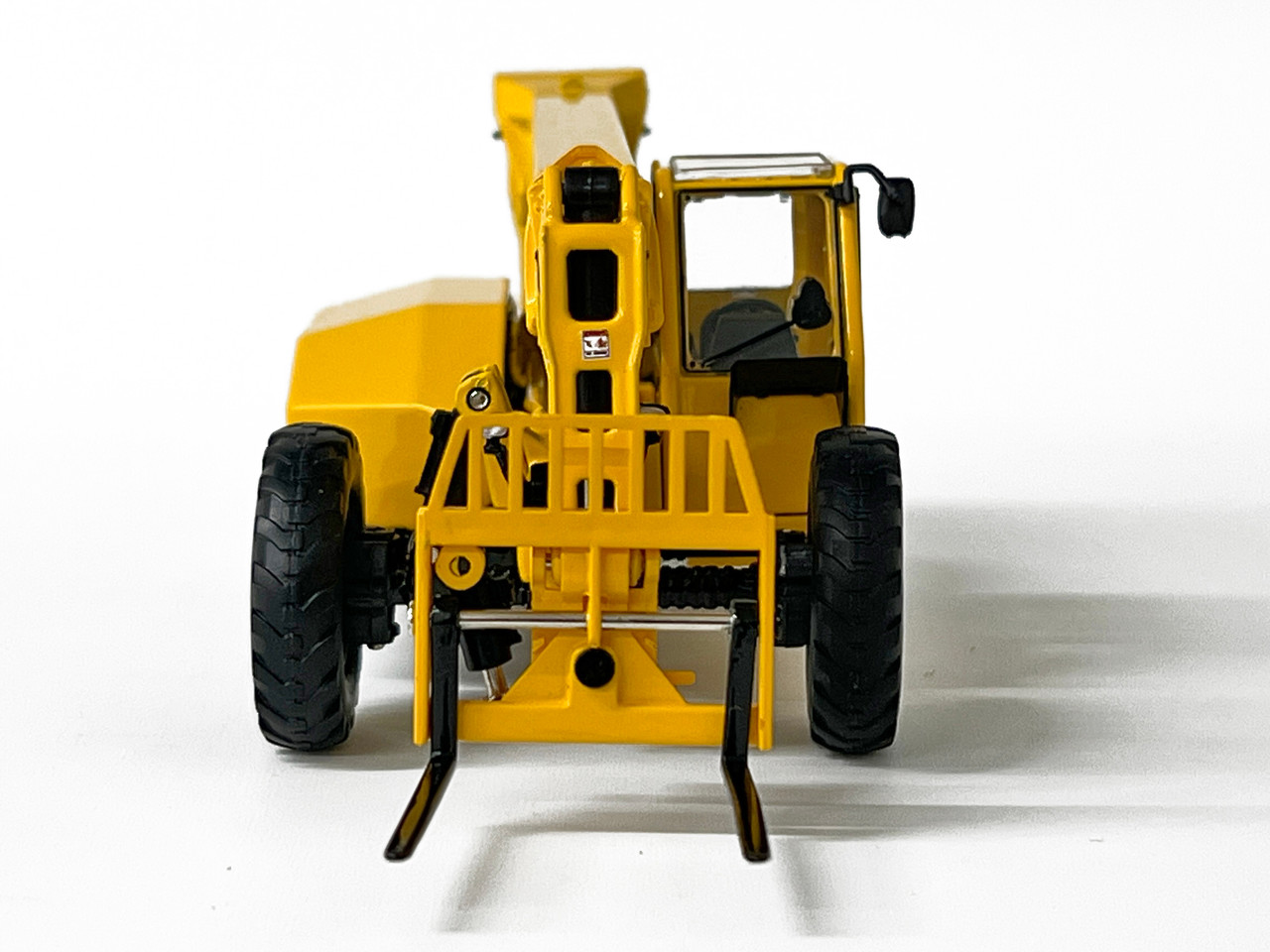 Pettibone TRAVERSE T944X Telehandler - alternate view 6