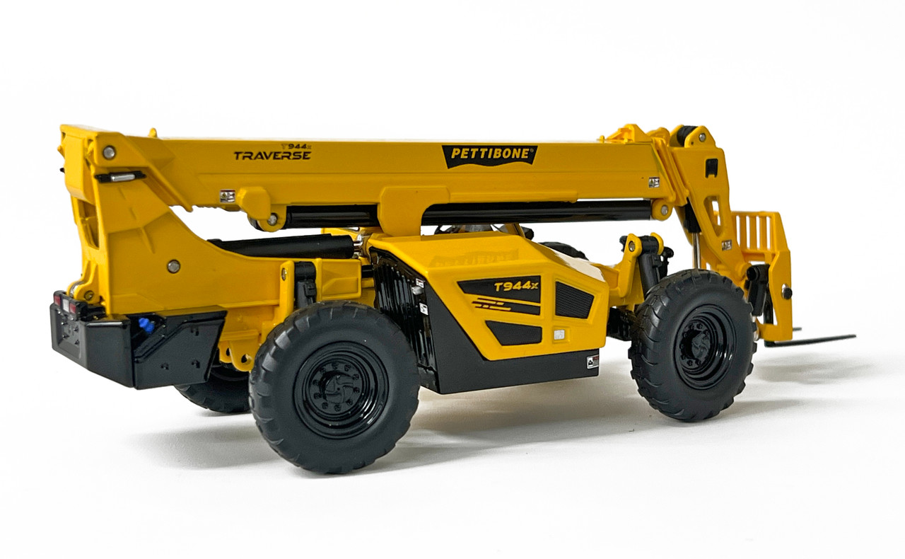 Pettibone TRAVERSE T944X Telehandler - alternate view 7