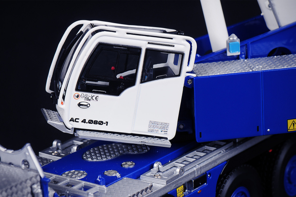 Tadano AC 4.080-1 4-Axle Mobile Crane (IMC80-1027)