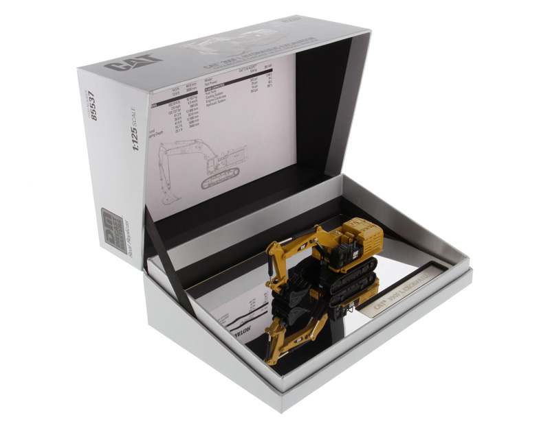 Amazon.com: Diecast Masters 1:125 Scale Caterpillar 390F L