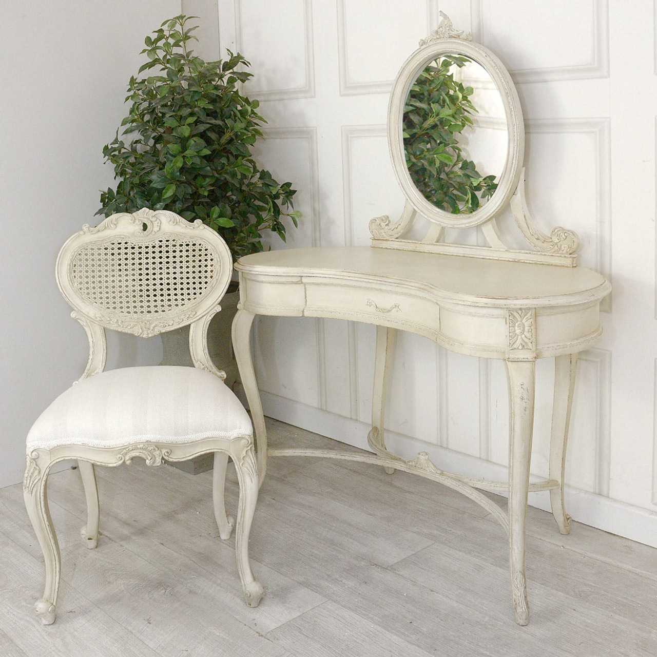 French Vanity table, Ivory Distressed Shabby Chic Style