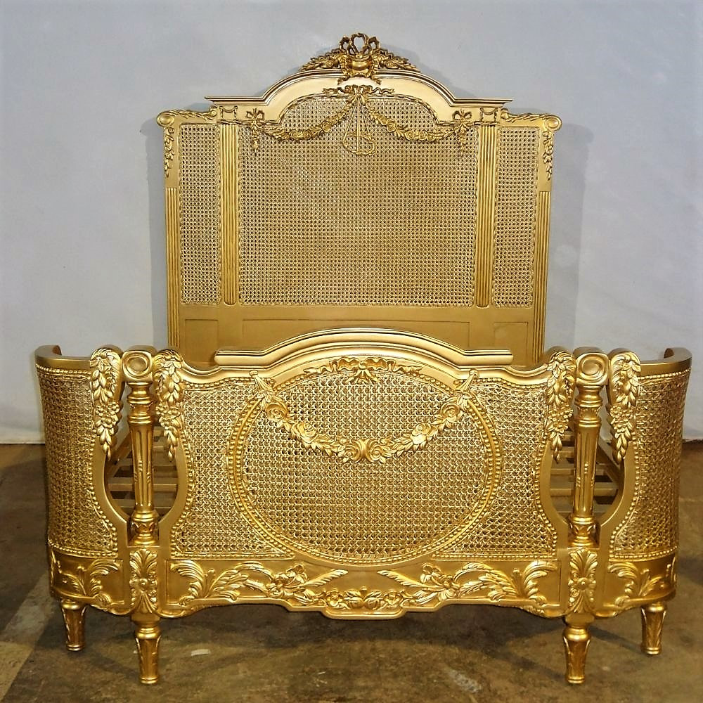 Gold Rattan Bed, Cottage style