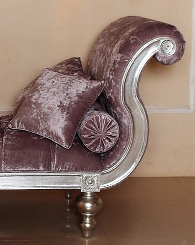 Hermes Tufted Rolled Arm Chaise