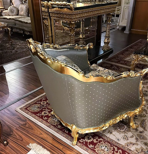 LOUIS XVI CLASSIC SOFA