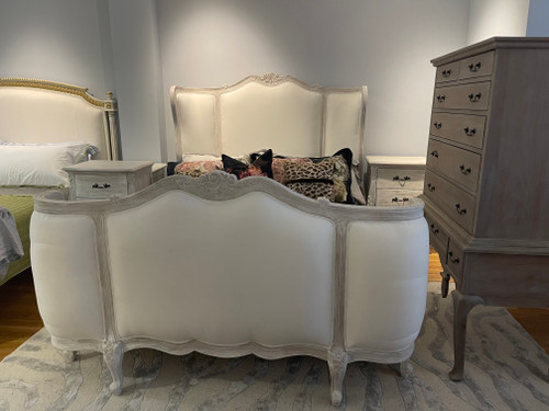Louis XVI Wing Bed, Whitewashed