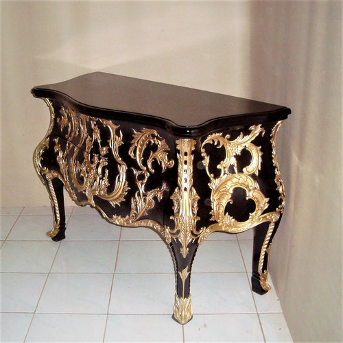 BAROQUE CHEST, Black and Gold
