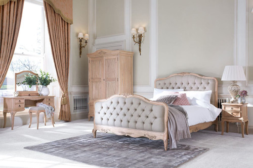 Genevieve Weathered Tufted Bedroom Set, 3 Pieces
