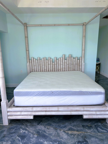 LUXURY BAMBOO CANOPY BED II