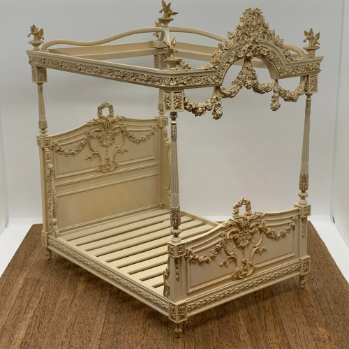 CHATEAU DE VERSAILLES ROYAL CANOPY BED SET