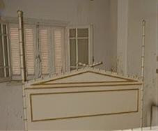 2 POSTER BAMBOO HEADBOARD CREAM AND GOLD