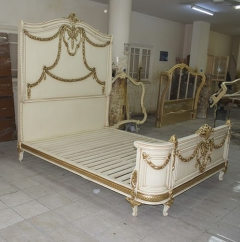 CREAM AND GOLD BED WITH HIGH HEADBOARD