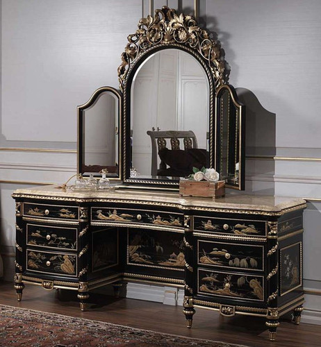 Louis XVI Vanity Table, Gold Leaf / Lacquered Black