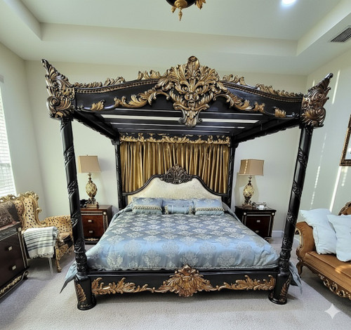 BLACK AND ANTIQUE GOLD CANOPY BED WITH TIGHT IVORY HEADBOARD